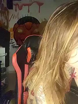 Try our streaming cams variety and talk on a personal level with our adorable girls streamers, showing off their bountiful shapes and dildos.