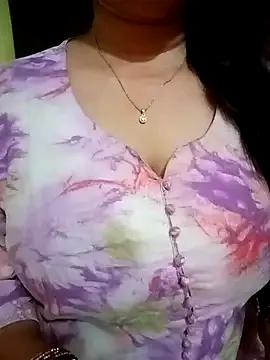 Jaanu_Jaanvi from StripChat is Freechat