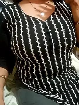 Jaanu_Jaanvi from StripChat