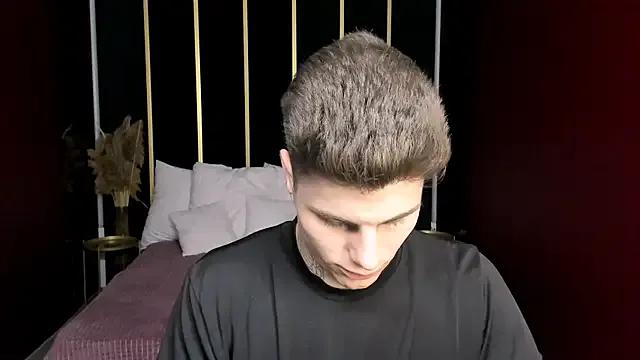 JackWolw from StripChat is Freechat