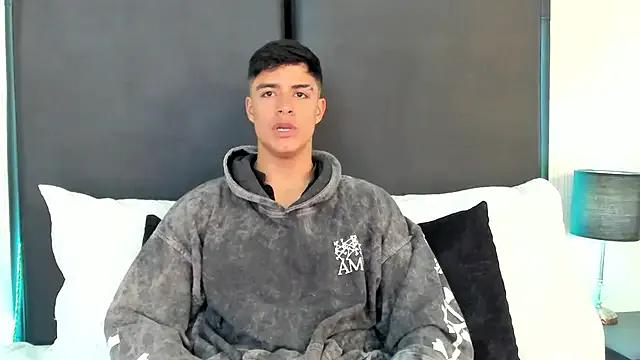 JacobBikerr from StripChat is Freechat