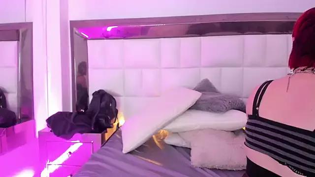 Try our streaming cams variety and talk on a personal level with our adorable girls streamers, showing off their bountiful shapes and dildos.