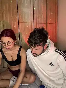 JamesAndVelveet from StripChat is Freechat