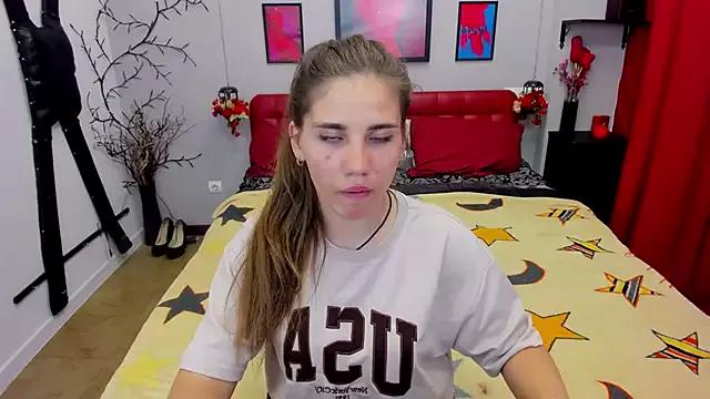JaneRaspberry from StripChat is Freechat