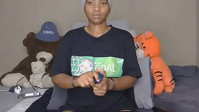 JANIELEE from StripChat is Freechat