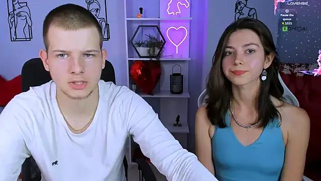 Try our streaming cams variety and talk on a personal level with our adorable girls streamers, showing off their bountiful shapes and dildos.