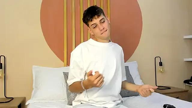 Jasson_smit from StripChat is Freechat