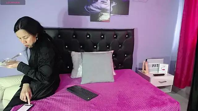 Jazmin_ny from StripChat is Freechat