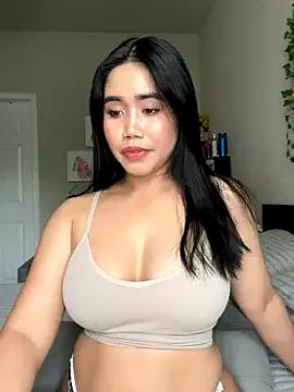 JazzieXo from StripChat is Freechat