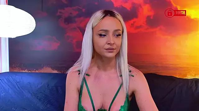 JAZZYJULIA from StripChat