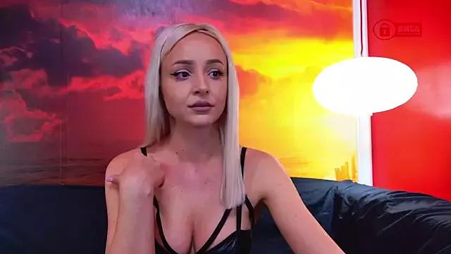 JAZZYJULIA from StripChat