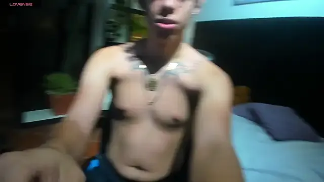 jeander186 from StripChat is Freechat