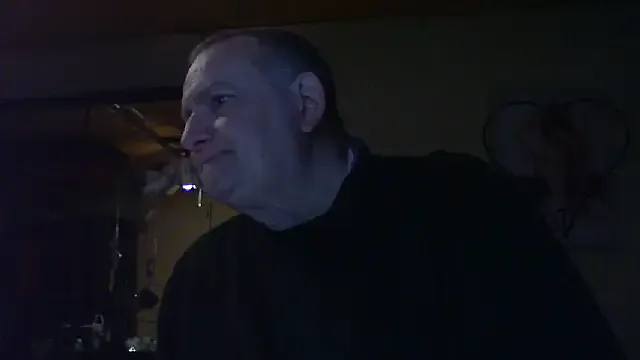 jeanlulu from StripChat is Freechat