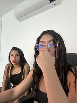 jenn_fit from StripChat is Freechat