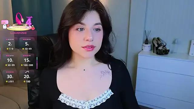 Try our streaming cams variety and talk on a personal level with our adorable girls streamers, showing off their bountiful shapes and dildos.