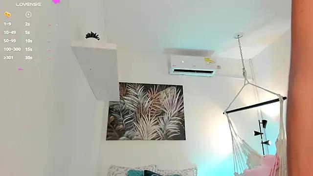 Try our streaming cams variety and talk on a personal level with our adorable girls streamers, showing off their bountiful shapes and dildos.