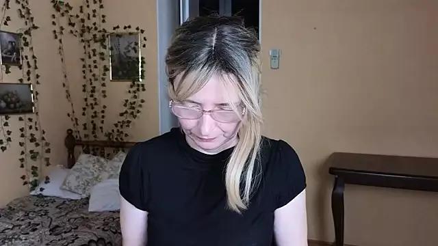 Jennet_Jade from StripChat