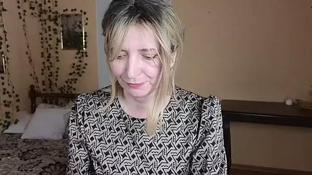 Jennet_Jade from StripChat