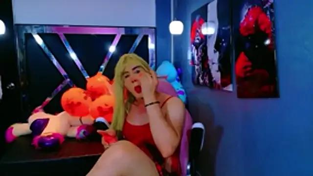 Jennfer_Winson from StripChat is Freechat