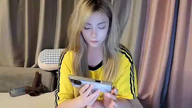 Jennie-007 from StripChat