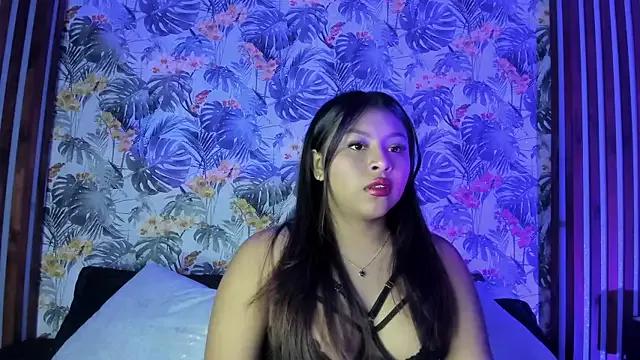 JennieHollis from StripChat is Freechat