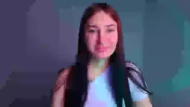 Jennifer_Blum from StripChat