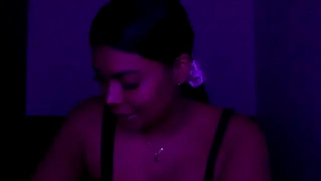jennifer_oliveira from StripChat