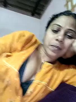JENNIFERtamil from StripChat