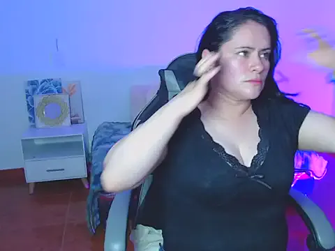 jenny__666 on StripChat 