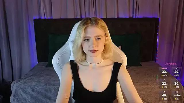 Try our streaming cams variety and talk on a personal level with our adorable girls streamers, showing off their bountiful shapes and dildos.