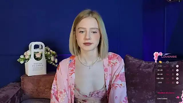 Try our streaming cams variety and talk on a personal level with our adorable girls streamers, showing off their bountiful shapes and dildos.