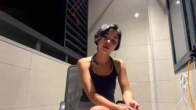 JennyCarpenter from StripChat is Freechat