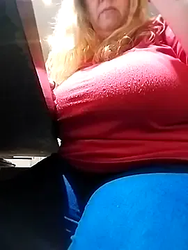 JennyInVegas on StripChat 