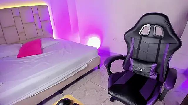 JennyLawrence from StripChat is Freechat