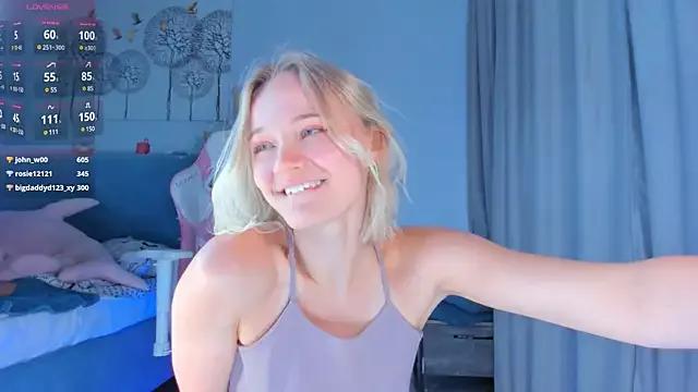 JennyWoody from StripChat