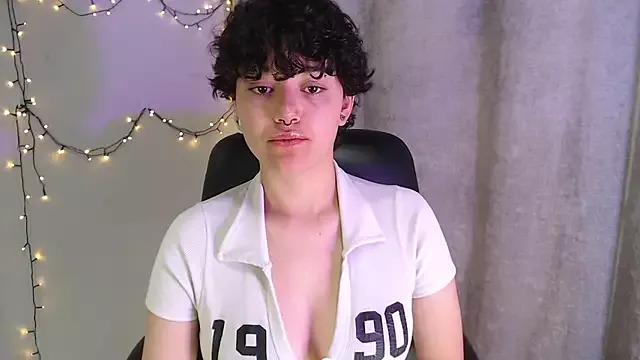jeroharper from StripChat is Freechat