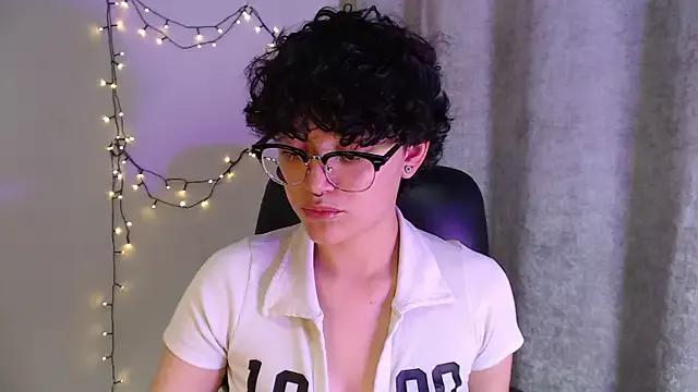 jeroharper from StripChat is Freechat