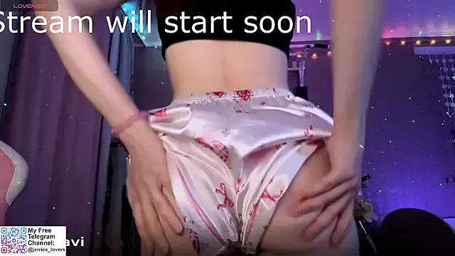 Jerrieberry on StripChat 