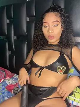 jessica-Hadid1617 from StripChat