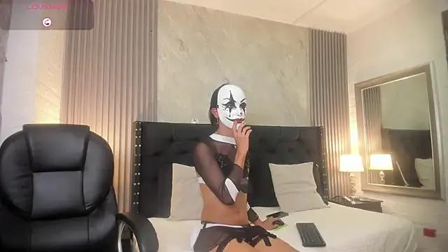 Try our streaming cams variety and talk on a personal level with our adorable girls streamers, showing off their bountiful shapes and dildos.