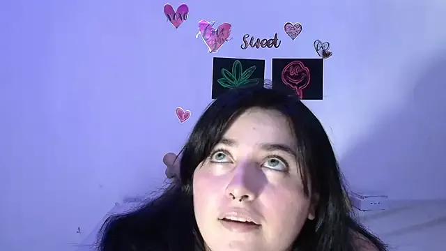 Jessica_Cuteass18 from StripChat