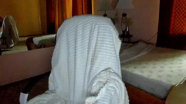 Jessica_Majestic from StripChat is Freechat