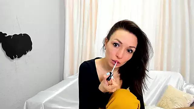 jessica_tiny from StripChat