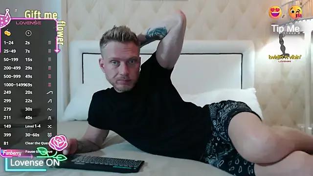 JessicaSteve from StripChat