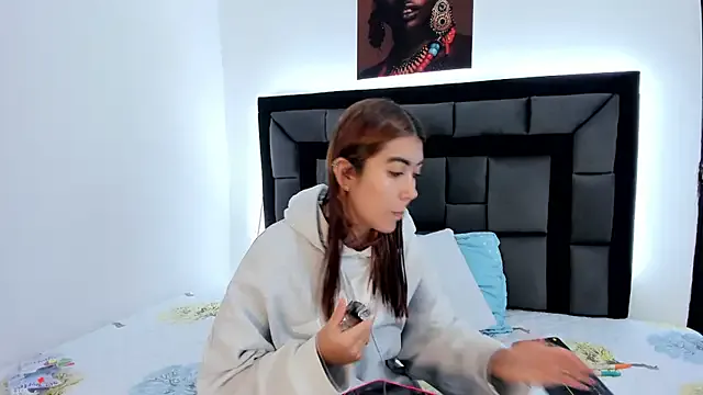 Try our streaming cams variety and talk on a personal level with our adorable girls streamers, showing off their bountiful shapes and dildos.