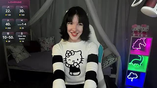 Try our streaming cams variety and talk on a personal level with our adorable girls streamers, showing off their bountiful shapes and dildos.