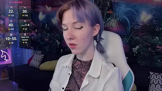 Try our streaming cams variety and talk on a personal level with our adorable girls streamers, showing off their bountiful shapes and dildos.