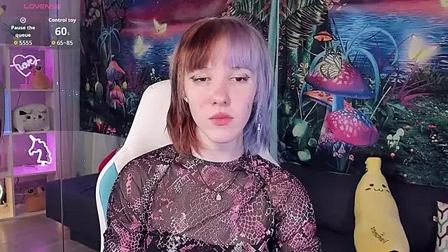 Try our streaming cams variety and talk on a personal level with our adorable girls streamers, showing off their bountiful shapes and dildos.