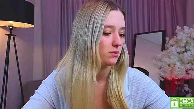 Try our streaming cams variety and talk on a personal level with our adorable girls streamers, showing off their bountiful shapes and dildos.
