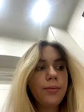 Jessuk25kiss from StripChat